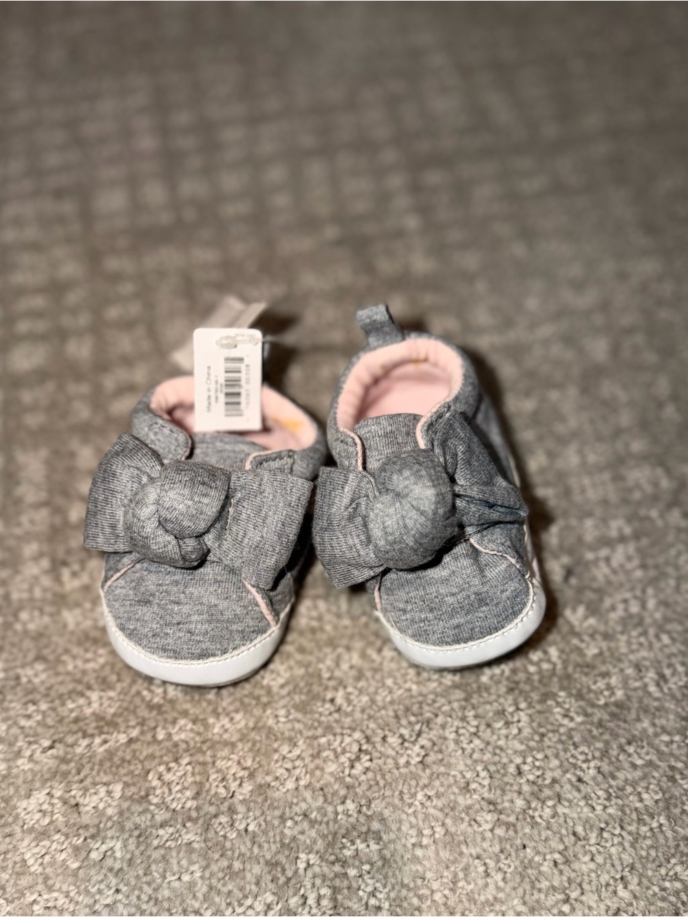 New Gap Slip-On Bow Baby Shoes Gray Pink Size 0-3 Months